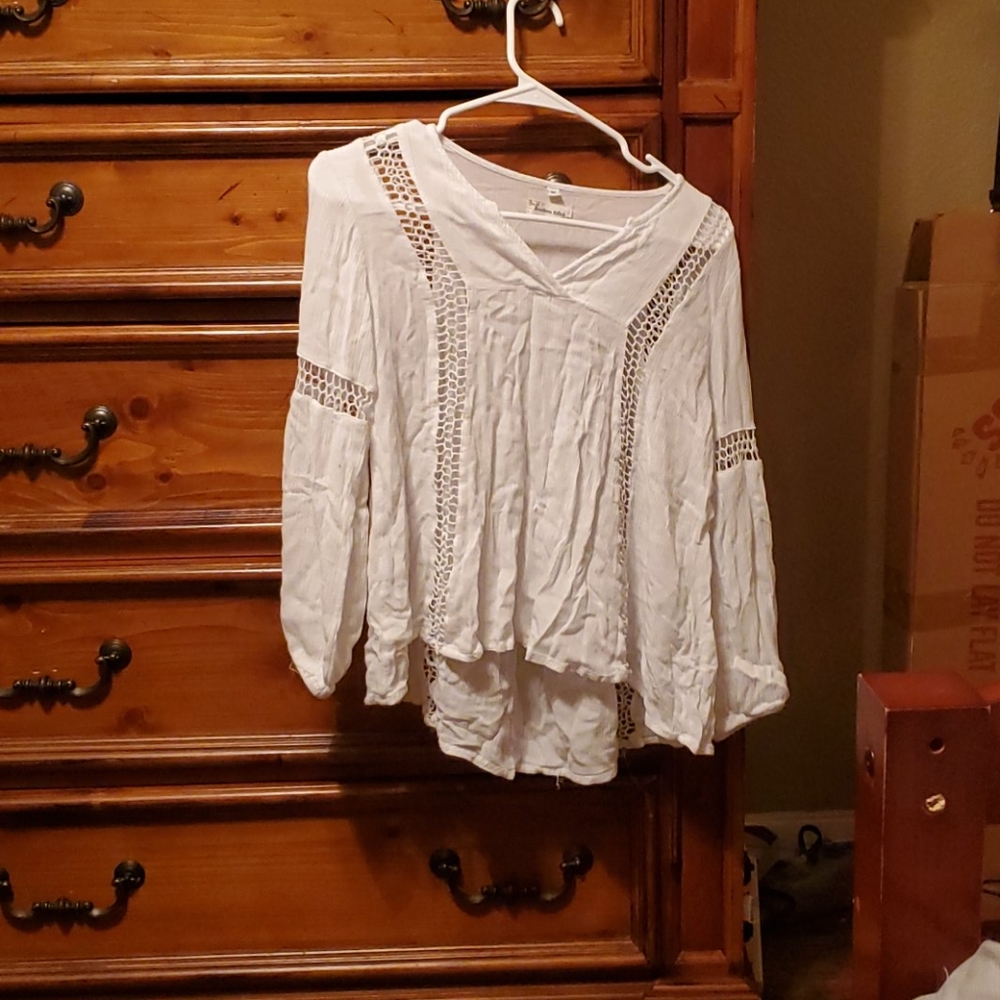 White cover up top